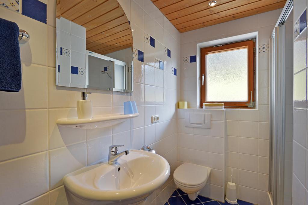 Apartamento Gugghof Hopfgarten im Brixental Habitación foto